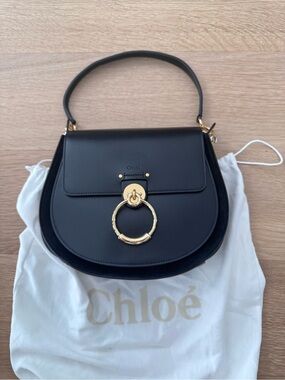 (NWT) Chloe “Tess” Saddle Bag in black leather - Medium size